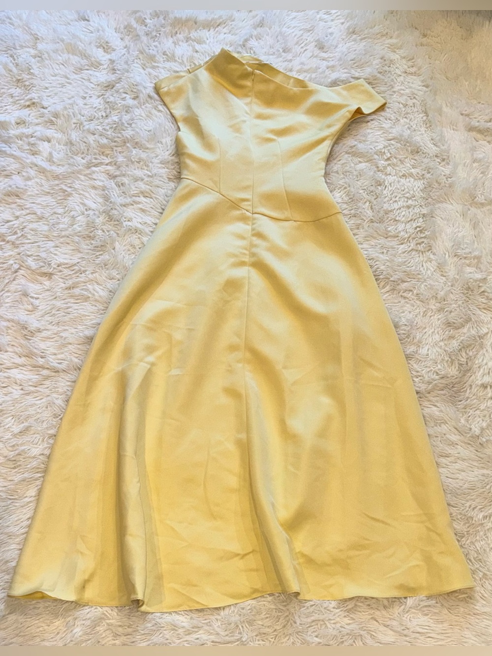 NEW Elliatt Marissa One-Shoulder Asymmetric Hem Duchess Satin Yellow Gown Sz M - Picture 8 of 9